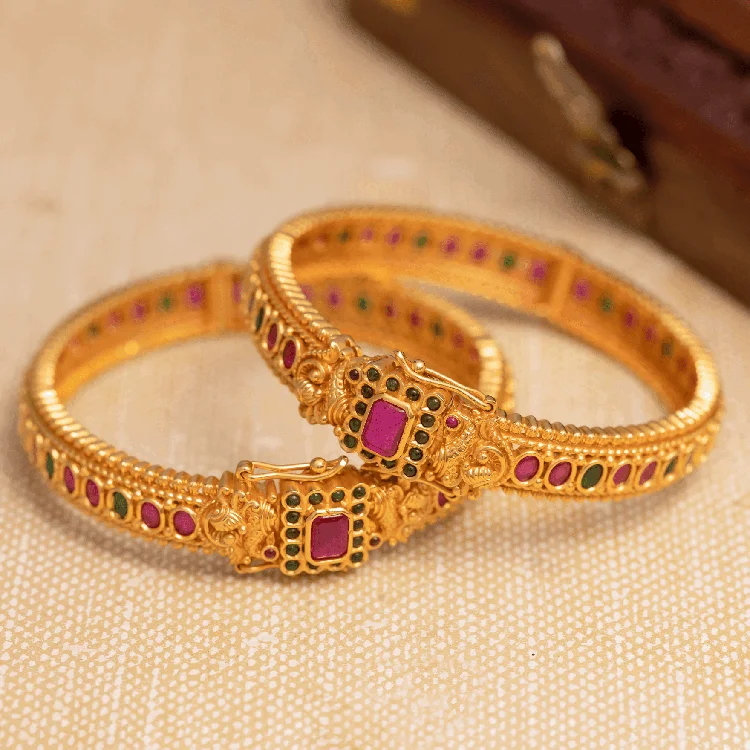 Designer Gold Wedding Bangles-Sreshta Bangle PSGRBSR5RG-043