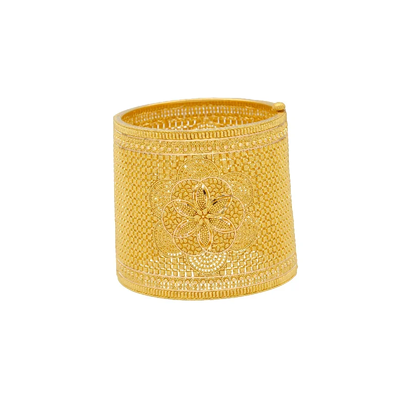 High-End Silver Bangles-22K Gold Cuff Bangle, 104.8gm