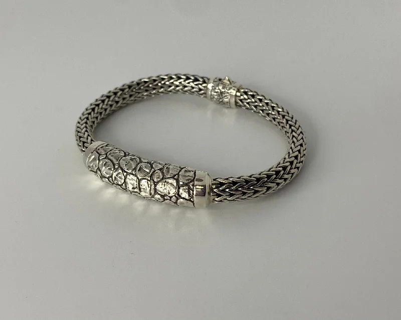 Customizable Leather Bracelets-Silver Bracelet with Crocodile Motif