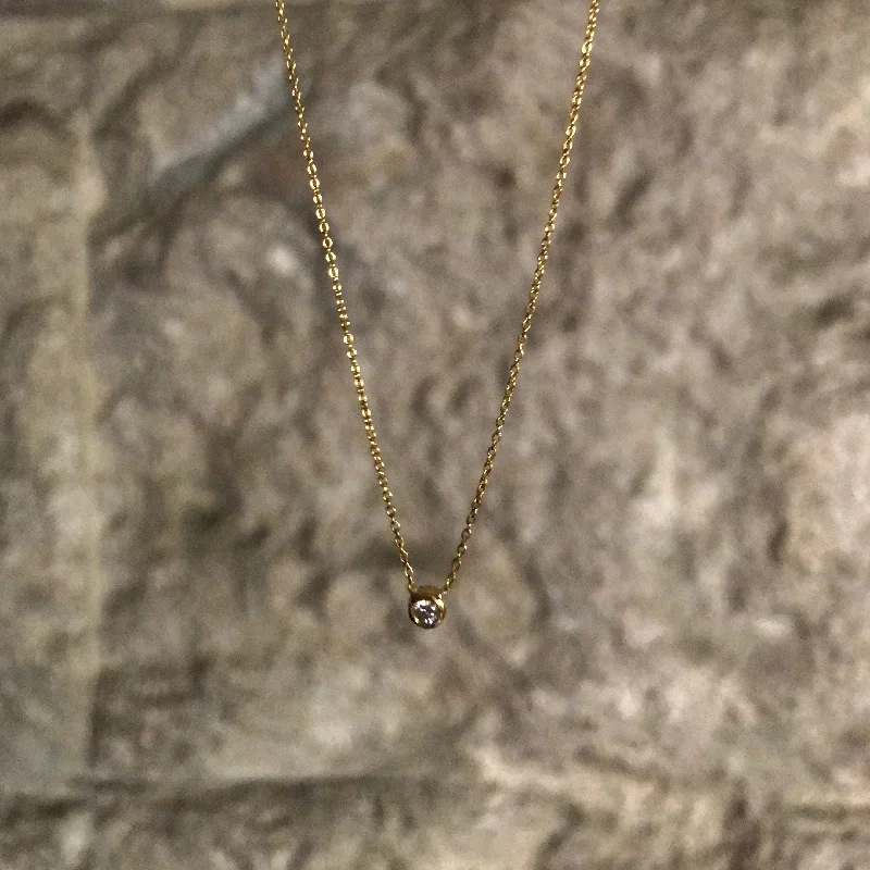 Trendy Chain Necklaces-Solitaire Diamond Necklace, Solid 18k Gold