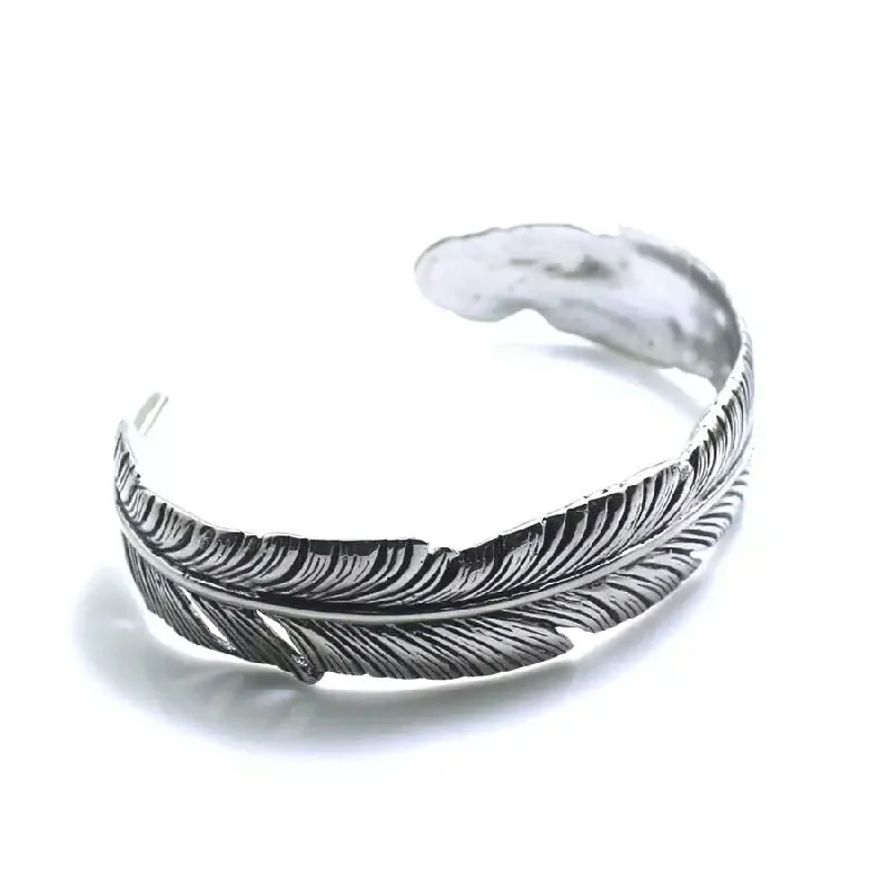 Trendy Bangles for Bridesmaids-Feather Bangle