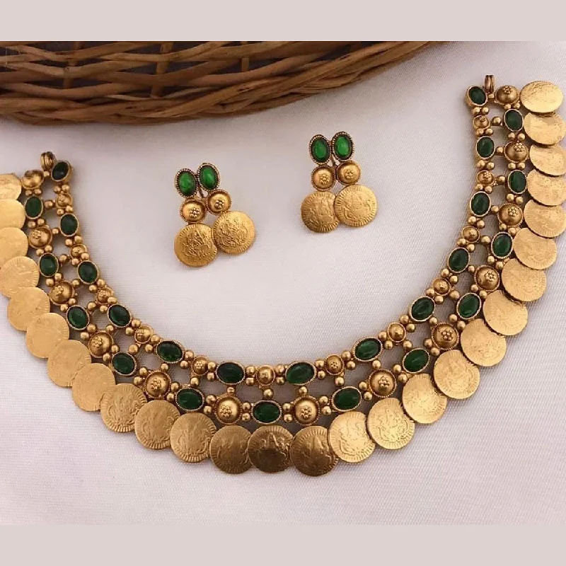 Simple Gemstone Necklaces-Lucentarts Jewellery Gold Plated Pota Stone And Temple Necklace Set