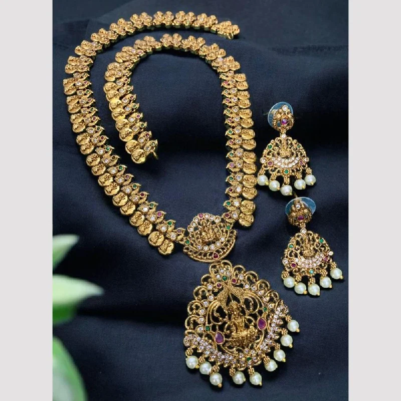 Modern Pendant Necklaces-Sona Creation Gold Plated Pota Stone And Pearls Temple Necklace Set